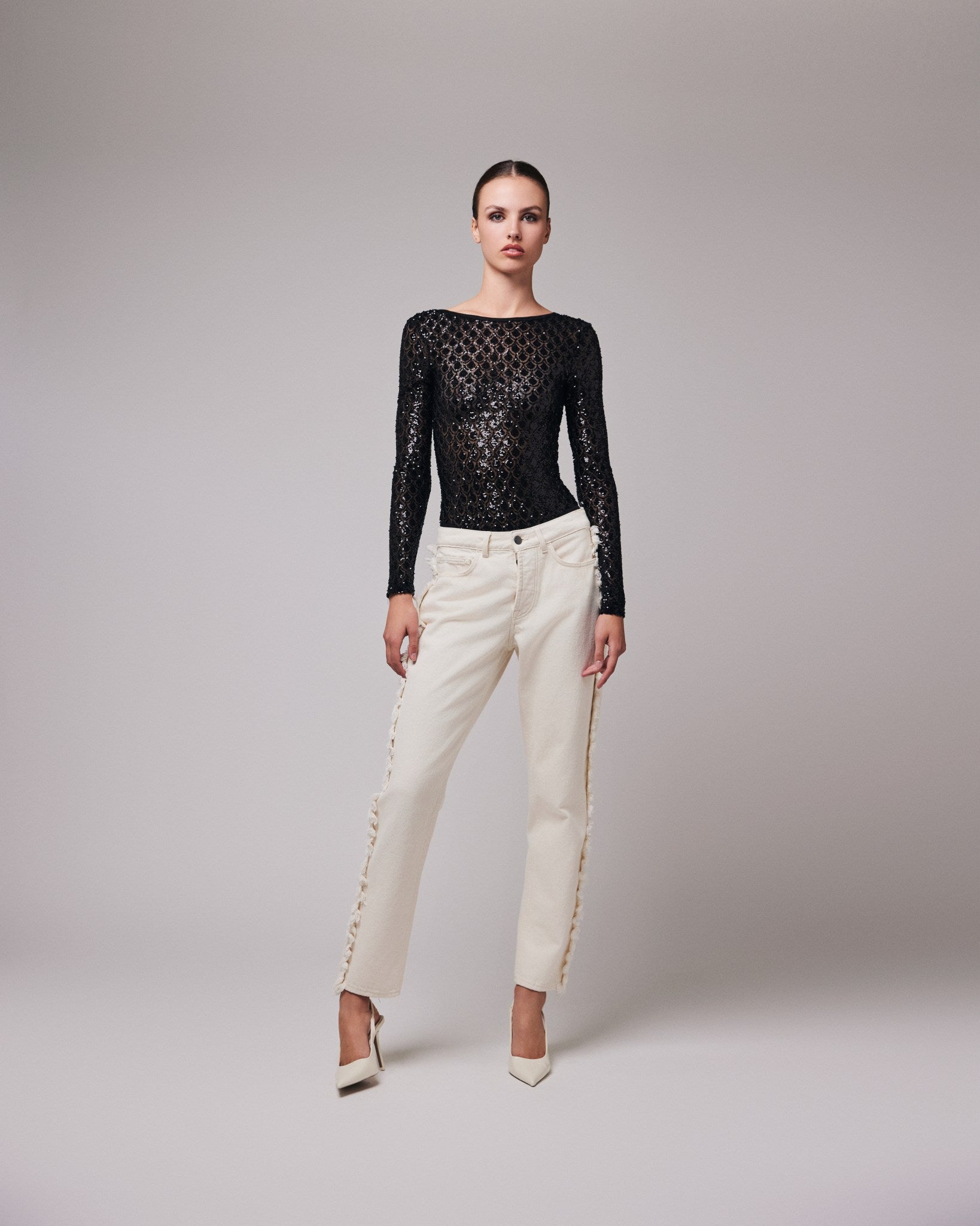 Ecru - styles with Allure body